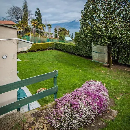 Como Lake View With A Private Garden *